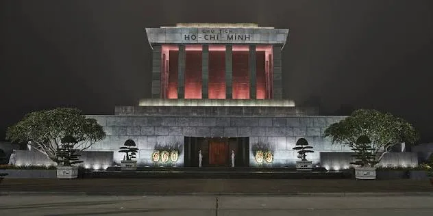 호치민 묘소