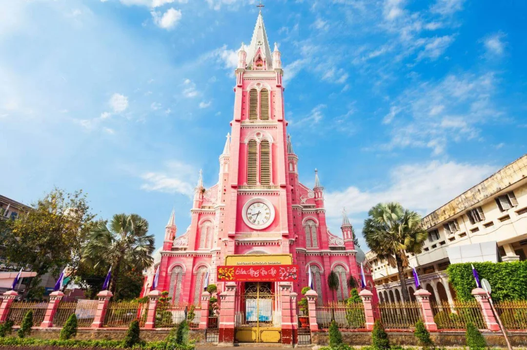 Sacred Heart of Jesus Church / New Ding Church