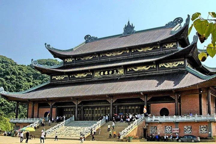 拜頂寺 (Bái Đính Pagoda)