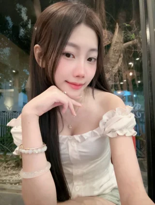 Sarah - 河內、下龍灣專業導遊，2年經驗