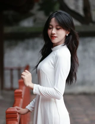 Ella - 河內專業導遊，2年經驗