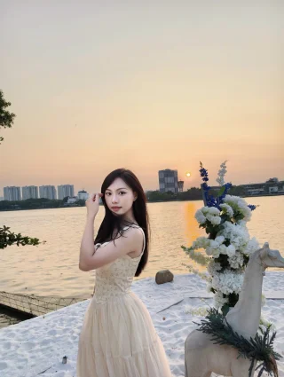 An 小安 — professional guide in Ho Chi Minh City with 1 years of experience