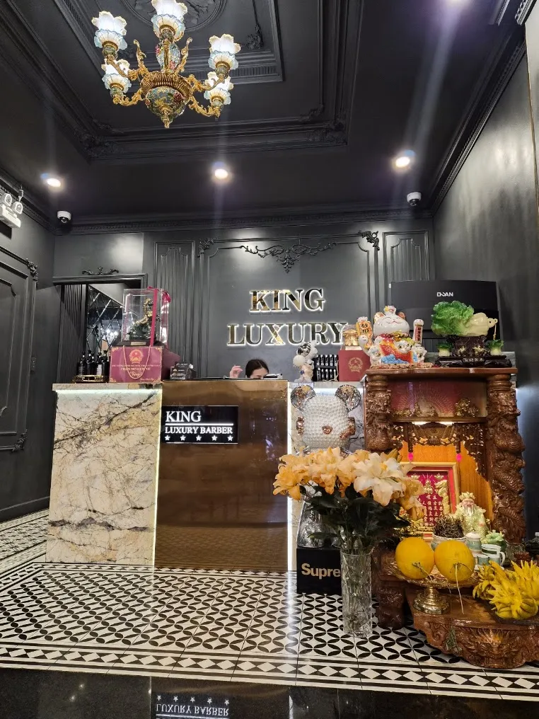 KING LUXURY 바버샵 내부 환경 1