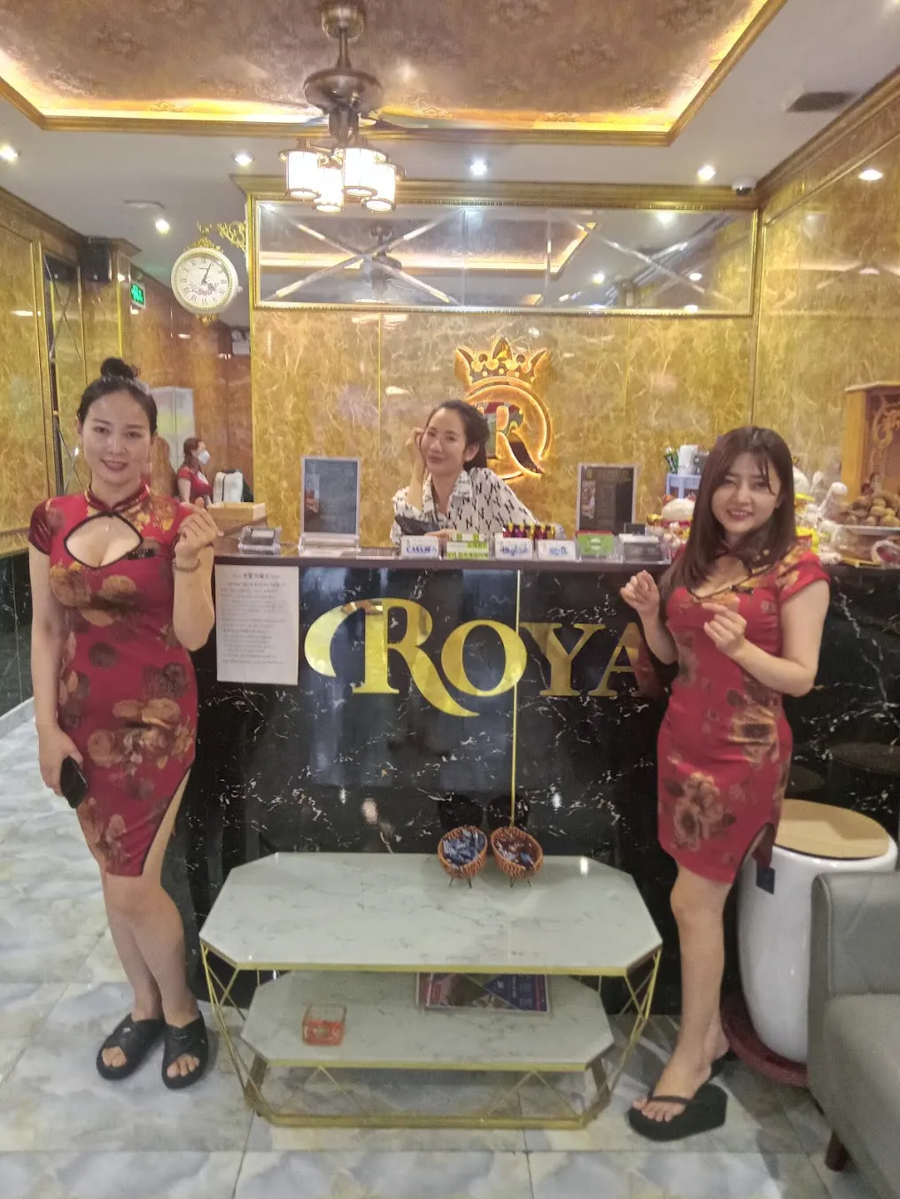 KING ROYAL 바버샵 내부 환경 12
