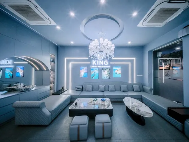 KING LUXURY 킹 럭셔리 이발관/ 君王越式洗頭按摩 店內環境 7
