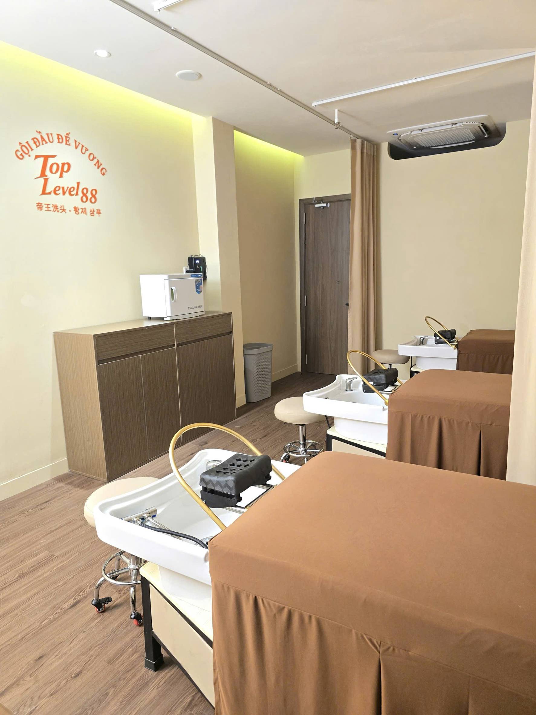 TOP LEVEL 88 - 帝王洗头 - Gội đầu Đế Vương 店內環境 10